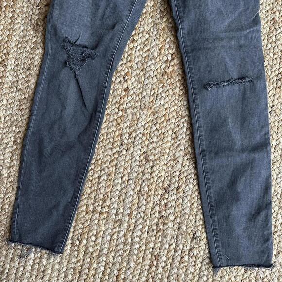 Madewell black high rise skinny jeans 9” ripped knees - Picture 3 of 8